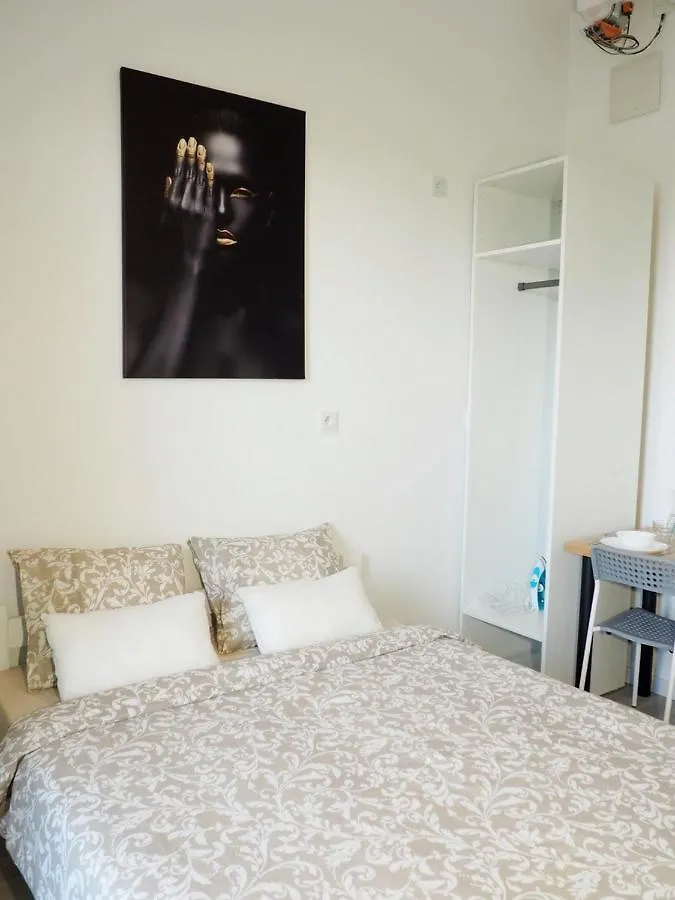 Apartment Ostwestapart A31 Warsaw Poland